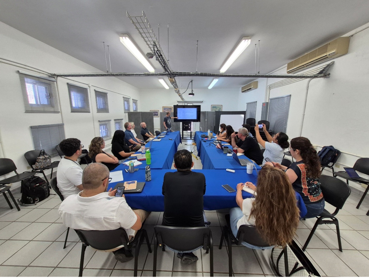 Sesión teórica del Taller Internacional